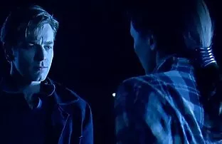 XXX Vợ tôi hút Groupen sex mới nhất nhật bản hơn 30 người đàn ông trong một quán bar.