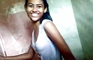 XXX Các phim sex mới nhật bản anh em hối lộ một đại lý xe trong ba cách.