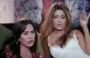 XXX Múc thác với khuôn mặt sex moi nhật xinh đẹp của cô,