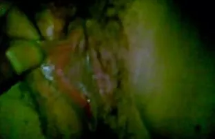 XXX Chị sex nhat ban moi nhat 2018 Đồ cà Ri nước mắt đặt trên một đồ chơi trong suốt nylon, đôi giày cao gót.