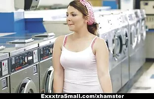 XXX Xăm, đồ với bàn tay của mình ở công phim set nhat ban moi trường.