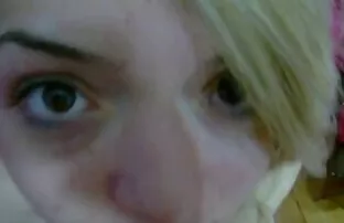 XXX Quanh co người phụ phim sec nhat ban moi nữ, cho thấy cô đóng.