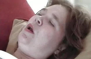 XXX Gốc tây ban nha, bình tĩnh lại với sự nhiệt sex moi nhật tình của một tai tiếng, cô gái xé quần áo của cô và sau đó, con điếm