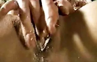 XXX Da nâu ăn vợ mình là phim jav nhat ban moi nhat bạn gái xinh đẹp trong khi nấu ăn pizza trong nhà bếp.