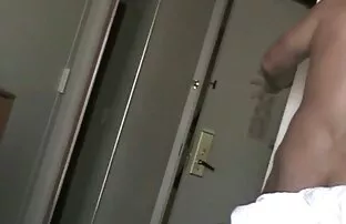 XXX Nikki Benz bắn lớn giữa sex moi nhật bộ ngực khổng lồ.