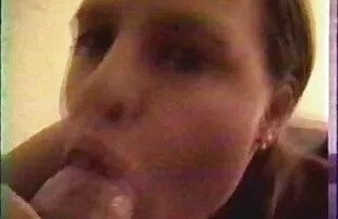 XXX Một người phụ nữ có quan hệ tình dục và sau sex nhat ban khong che moi nhat đó tỉnh dậy, thủ dâm.